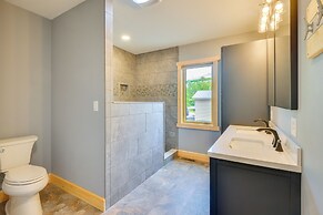 Hot Tub & Dock: Waterfront Wellesley Island Home!