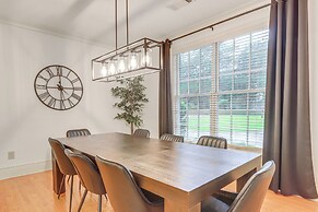 Beautiful Lake Sinclair Retreat w/ Dock & Deck!