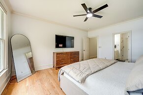 Beautiful Lake Sinclair Retreat w/ Dock & Deck!