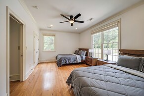 Beautiful Lake Sinclair Retreat w/ Dock & Deck!