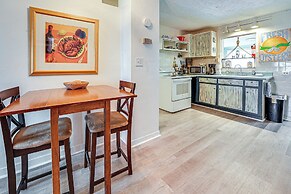 Carrabelle Cottage w/ BBQ Grill ~ 7 Mi to Beach!