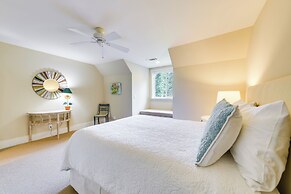 Kelseyville Home w/ Private Pool & Vineyard Views!