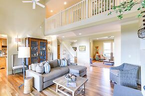 Kelseyville Home w/ Private Pool & Vineyard Views!