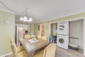 1 Mi to Beach, Pool Access: Hilton Head Island Gem