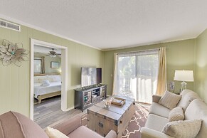 1 Mi to Beach, Pool Access: Hilton Head Island Gem