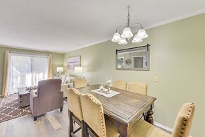 1 Mi to Beach, Pool Access: Hilton Head Island Gem