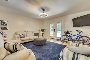 Peaceful Fairhope Getaway, 2 Mi to South Beach