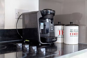 Modern 1bed with Panoramic View London