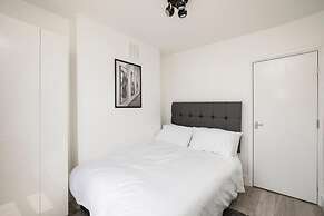 Camberwell Apartment - Stylish 4 Bed