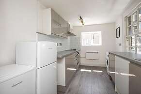 Camberwell Apartment - Stylish 4 Bed