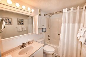 0704 Waters Edge Resort 1 Bedroom Condo by RedAwning