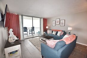 0704 Waters Edge Resort 1 Bedroom Condo by RedAwning