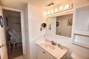 0704 Waters Edge Resort 1 Bedroom Condo by RedAwning