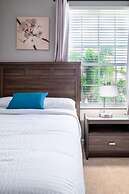 Vista Cay Luxury Rhapsody 3 Bedroom Condo by RedAwning