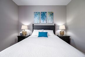 Vista Cay Luxury Rhapsody 3 Bedroom Condo by RedAwning