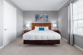 Vista Cay Luxury Rhapsody 3 Bedroom Condo by RedAwning