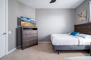 Vista Cay Luxury Rhapsody 3 Bedroom Condo by RedAwning