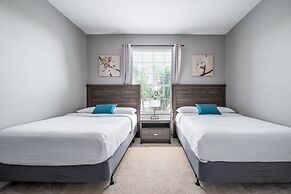 Vista Cay Luxury Rhapsody 3 Bedroom Condo by RedAwning