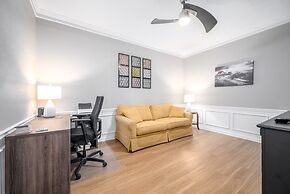 Vista Cay Luxury Rhapsody 3 Bedroom Condo by RedAwning