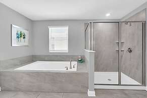 Storey Lake 6 Bed Home- King Master On 1st Floor 6 Bedroom Villa by Re