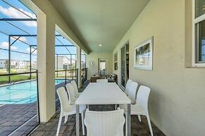 Storey Lake 6 Bed Home- King Master On 1st Floor 6 Bedroom Villa by Re