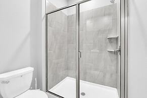 Storey Lake 6 Bed Home- King Master On 1st Floor 6 Bedroom Villa by Re