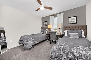 4710kings 6 Bedroom Villa by RedAwning