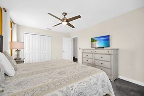 4710kings 6 Bedroom Villa by RedAwning