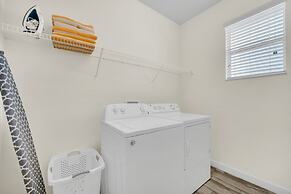 4710kings 6 Bedroom Villa by RedAwning