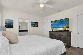 Luxury 6 Bed Private Pool Home In Solterra Resort 6 Bedroom Home by Re