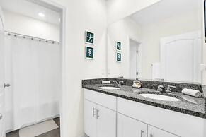 Luxury 6 Bed Private Pool Home In Solterra Resort 6 Bedroom Home by Re