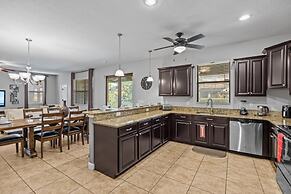 Star Wars 7 Bed Pool Home With Game Room 7 Bedroom Home by RedAwning