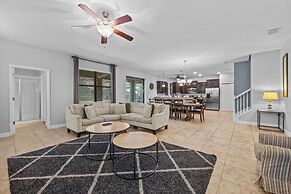 Star Wars 7 Bed Pool Home With Game Room 7 Bedroom Home by RedAwning