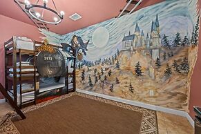 Star Wars 7 Bed Pool Home With Game Room 7 Bedroom Home by RedAwning