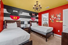 Star Wars 7 Bed Pool Home With Game Room 7 Bedroom Home by RedAwning