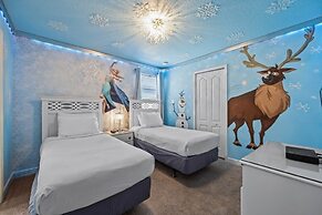 Star Wars 7 Bed Pool Home With Game Room 7 Bedroom Home by RedAwning