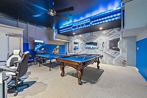 Star Wars 7 Bed Pool Home With Game Room 7 Bedroom Home by RedAwning