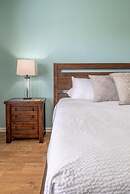 Your Vista Cay Lakeview Allure 3 Bedroom Condo by RedAwning