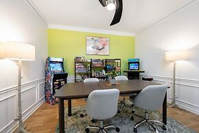 Your Vista Cay Lakeview Allure 3 Bedroom Condo by RedAwning