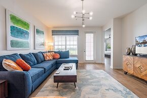 Your Vista Cay Lakeview Allure 3 Bedroom Condo by RedAwning