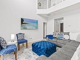 Treasure Hunt Retreat 6 Bedroom Home by RedAwning