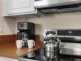 Oakwater Retreat 3 Bedroom Condo