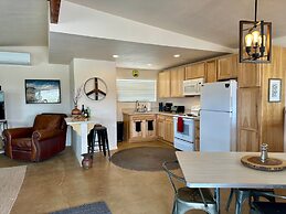 Spy Mountain Hideaway On 5 Acres W/ Hot Tub & Privacy! 1 Bedroom Home 