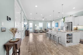 Soundside Bliss 4 Bedroom Home by RedAwning