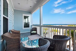 Soundside Bliss 4 Bedroom Home by RedAwning