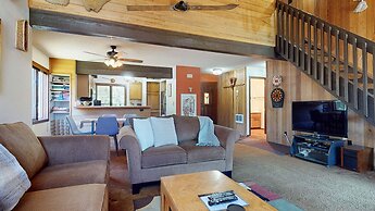 Sunrise #33 2 Bedroom Condo by RedAwning