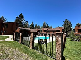 Sunrise #33 2 Bedroom Condo by RedAwning