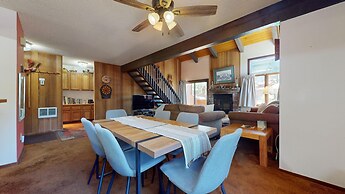 Sunrise #33 2 Bedroom Condo by RedAwning