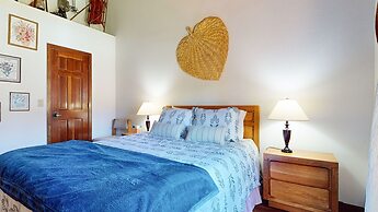 Sunrise #33 2 Bedroom Condo by RedAwning