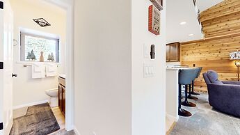 Forest Creek #16 2 Bedroom Condo by RedAwning